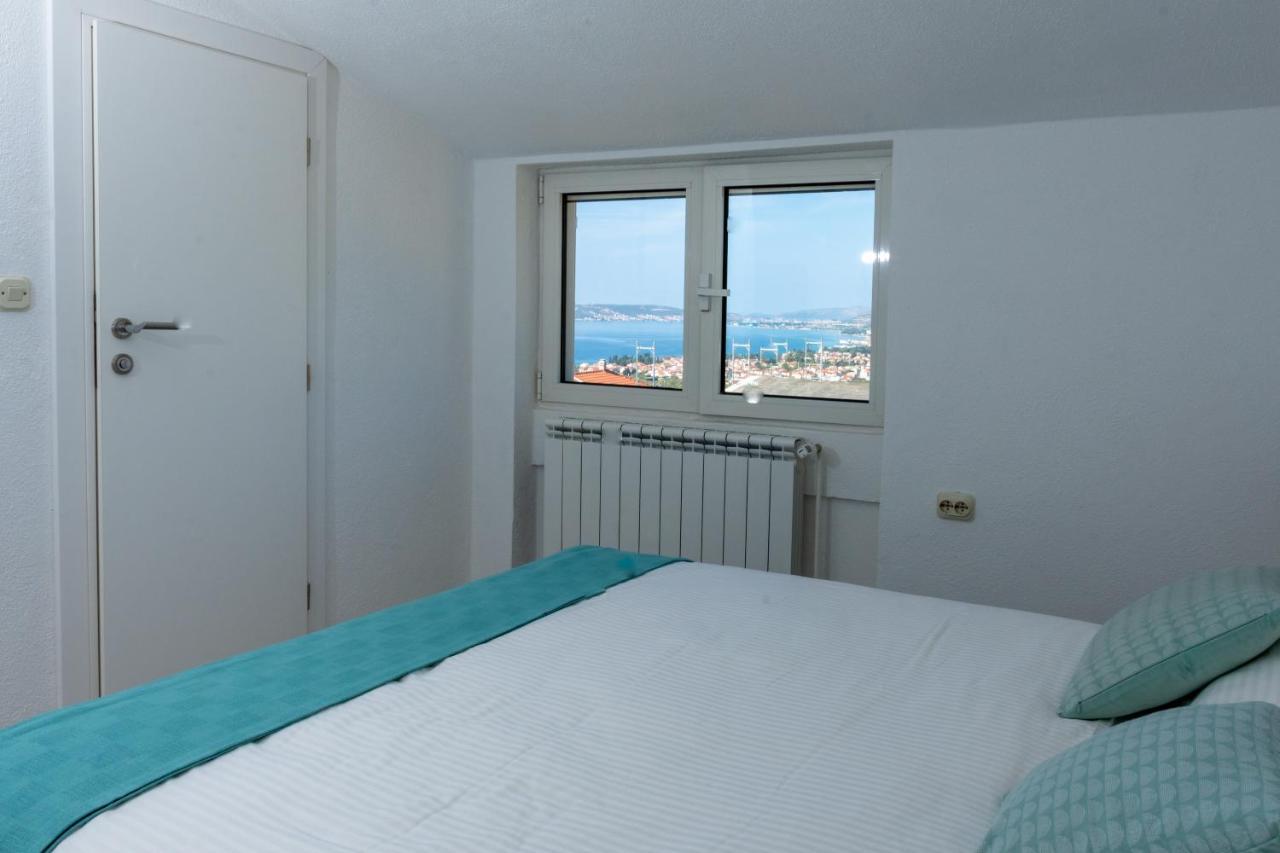 The View Split. Highlight With Roof-Top-Terrace And Pool Kaštela エクステリア 写真